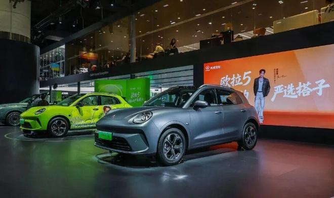 万辆；岚图追光L明日上市；欧拉5延期开售澳门新葡京app1乘用车市场零售2225(图1)